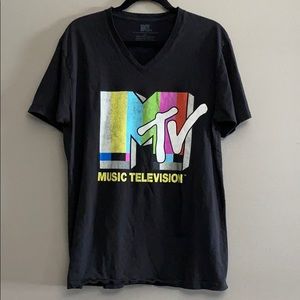 Black Women’s V-neck MTV T-shirt